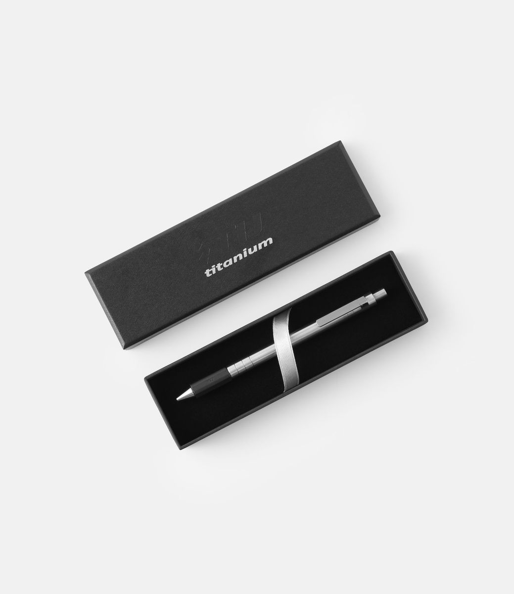 TIJ Pro+ Ball Pen Ebony — модульная титановая ручка