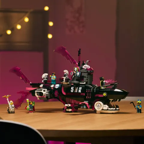 Конструктор LEGO DREAMZzz 71500 Кошмарная подводная лодка-акула