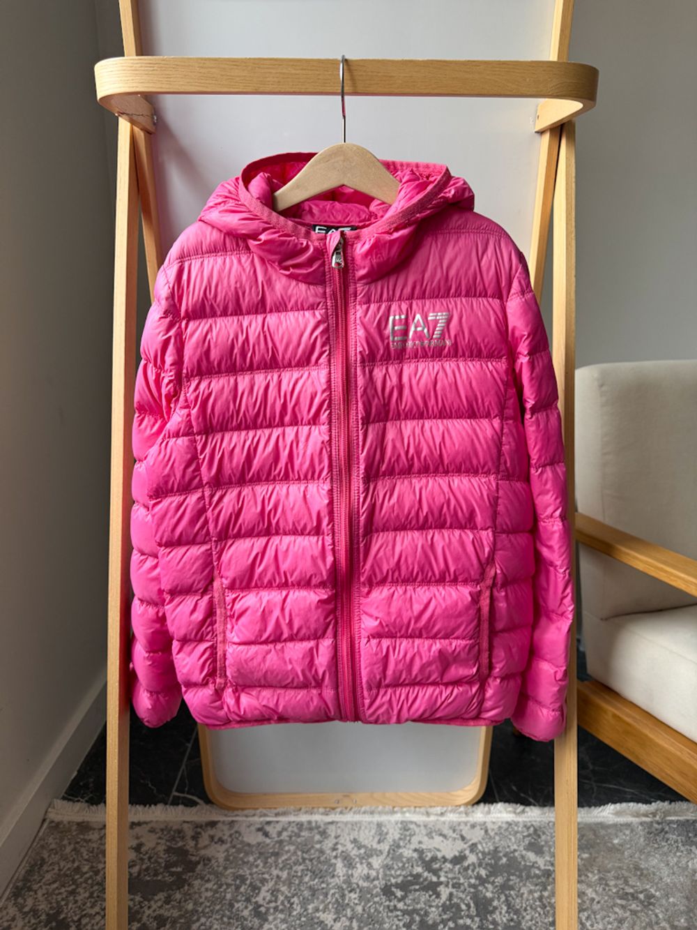 Пуховая куртка EA7 Emporio Armany, 104