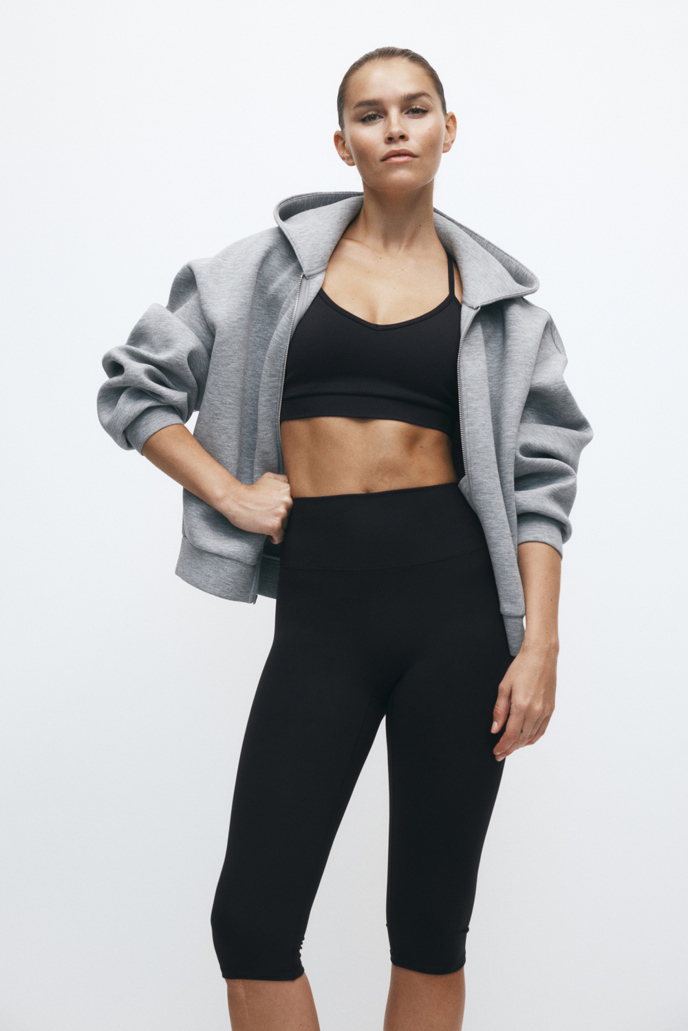 Спортивные легинсы капри SoftMove™ - H&M