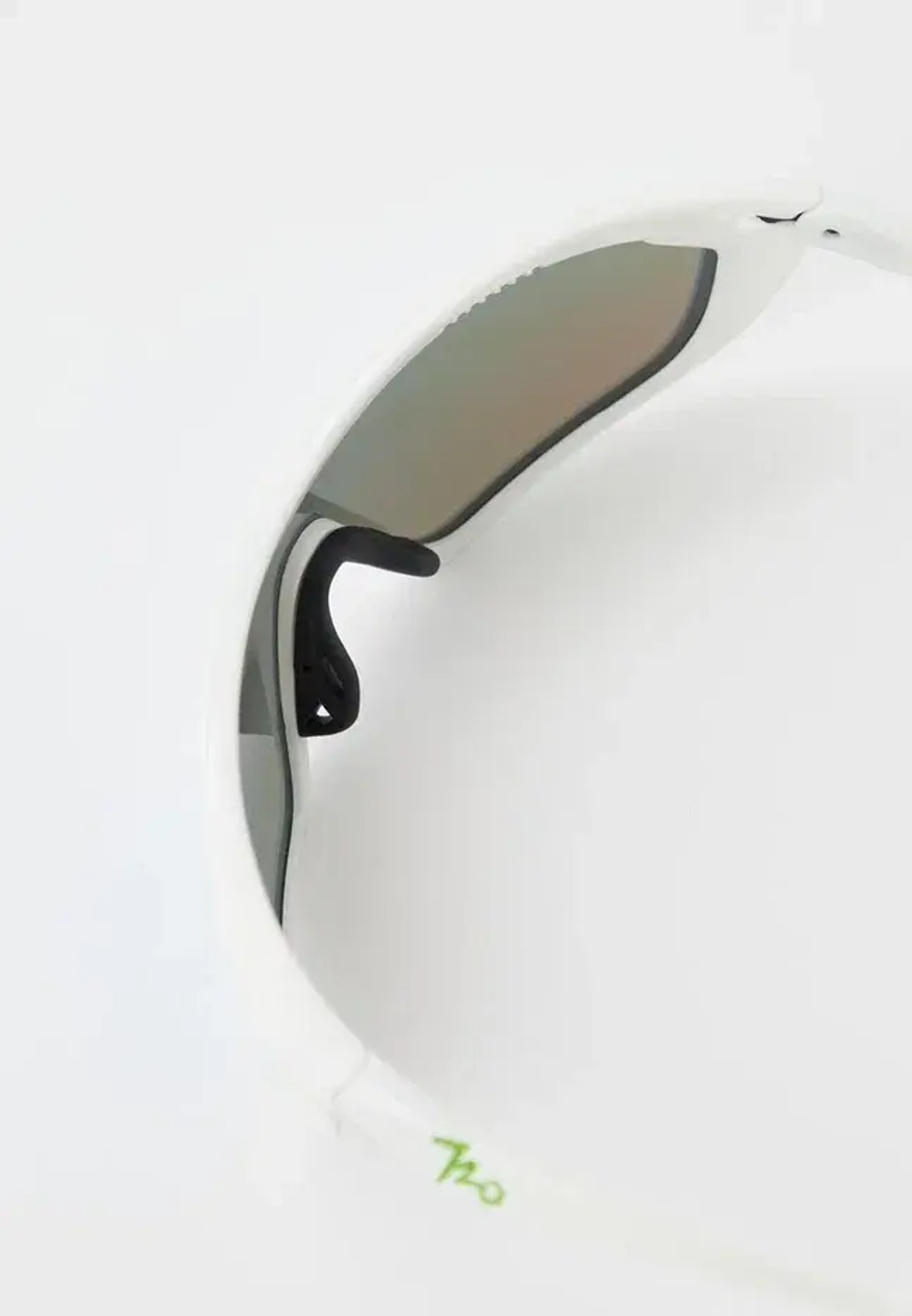 Спортивные очки 720armour Analog Pro / Glossy White / Matte White Gasket / Smoke Full Blue Ti Lens