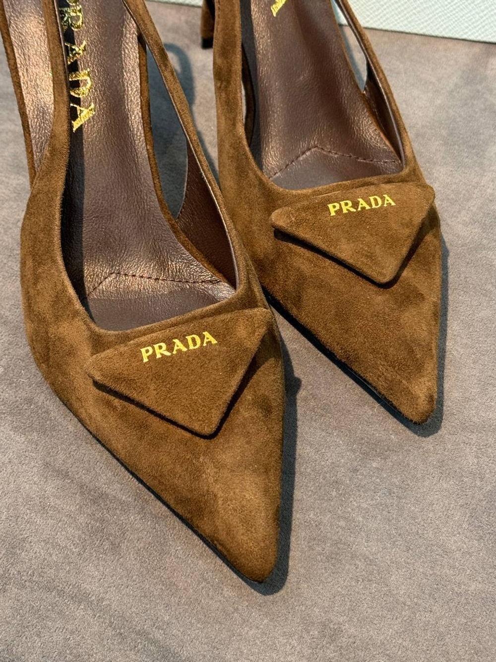 Туфли Prada