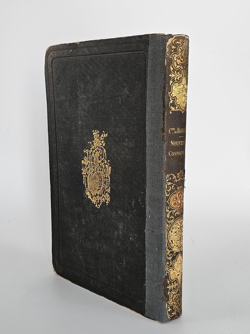 "Nouvelles cosmopolites. Moeurs, coutumes de divers peuples de lEurope". BASSANVILLE (Madame la Comtesse de). 1860г. - редкая книга