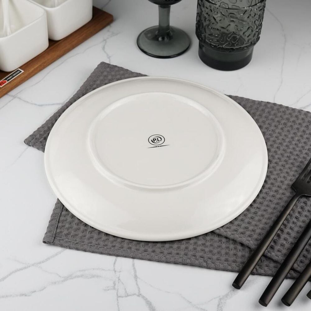 Тарелка d 25,5 см h2,7 см без борта белая фарфор P.L. Proff Cuisine [6]
