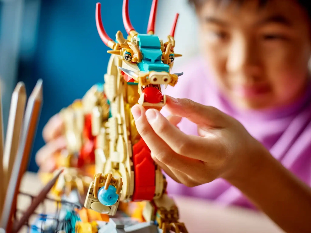 Конструктор LEGO 80112 Величественный дракон