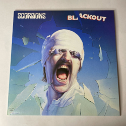 Винтажная виниловая пластинка LP Scorpions Blackout (США 1982) Dynamite