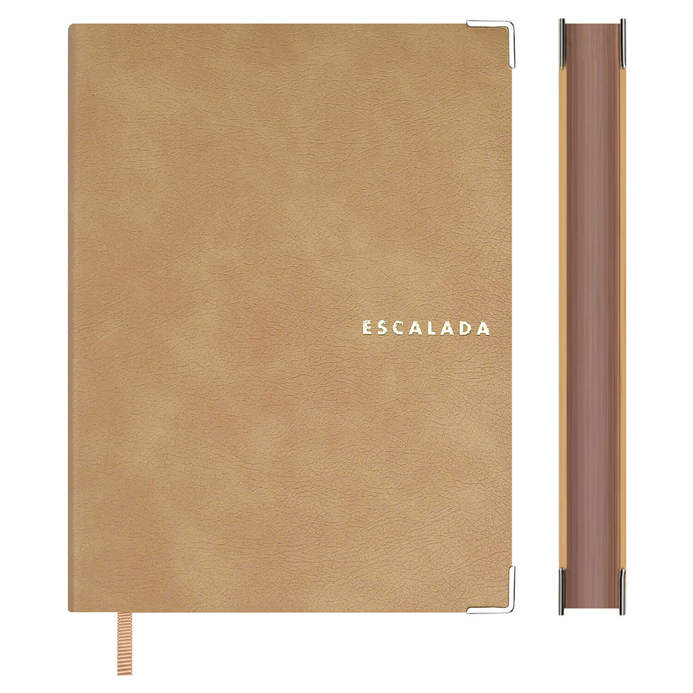 Escalada Ежедневник недатированный ESCALADA, А6+, 160 л., арт. 70687/ 20 АНРИ БЕЖЕВЫЙ (кожзам: 126х174 мм, интегральный переплёт, материал обложки: искусственная кожа "Анри"; способ крепления блока: ниткошвейный; декор: металлические уголки, тиснение фольгой;