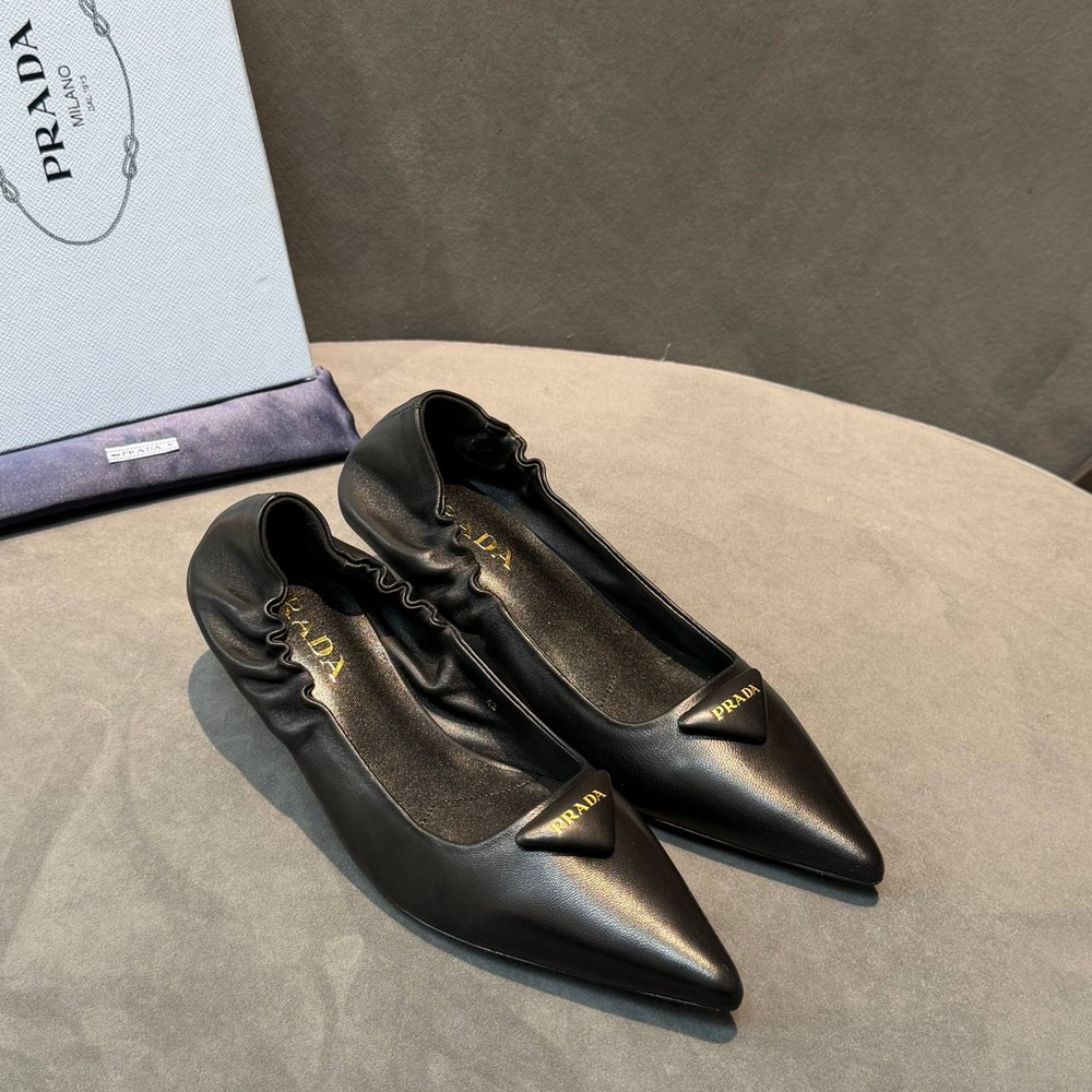 Туфли Prada