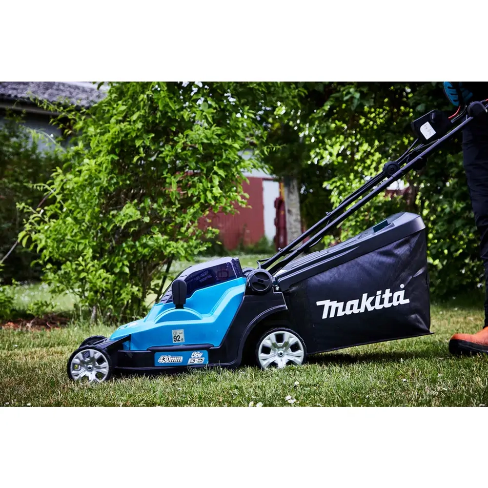 Аккумуляторная газонокосилка Makita DLM432Z