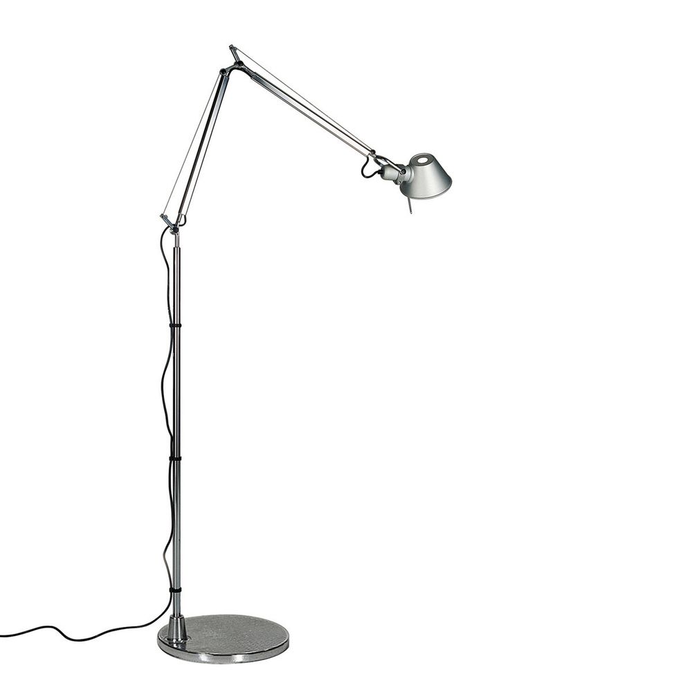 Напольный дизайнерский светильник Tolomeo Micro от Artemide Напольный дизайнерский светильник Tolomeo Micro от Artemide