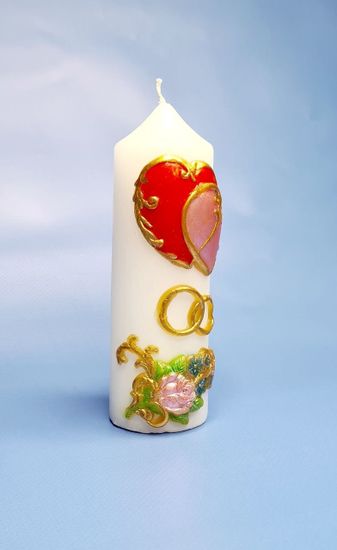 Свеча с сердцем