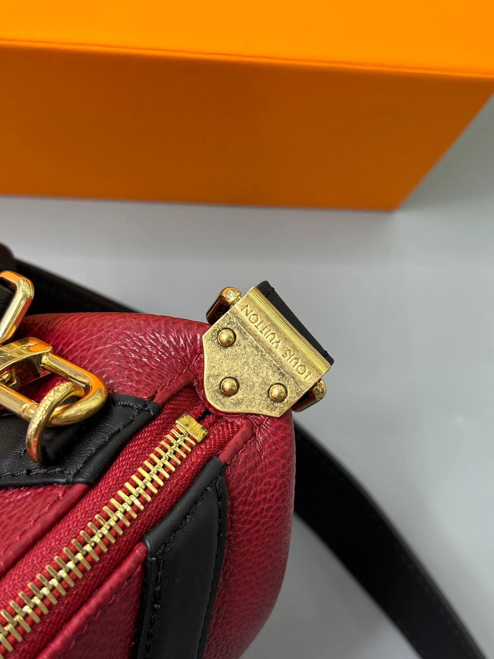 Сумка Louis Vuitton