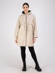 Пальто из натуральной кожи с капюшоном