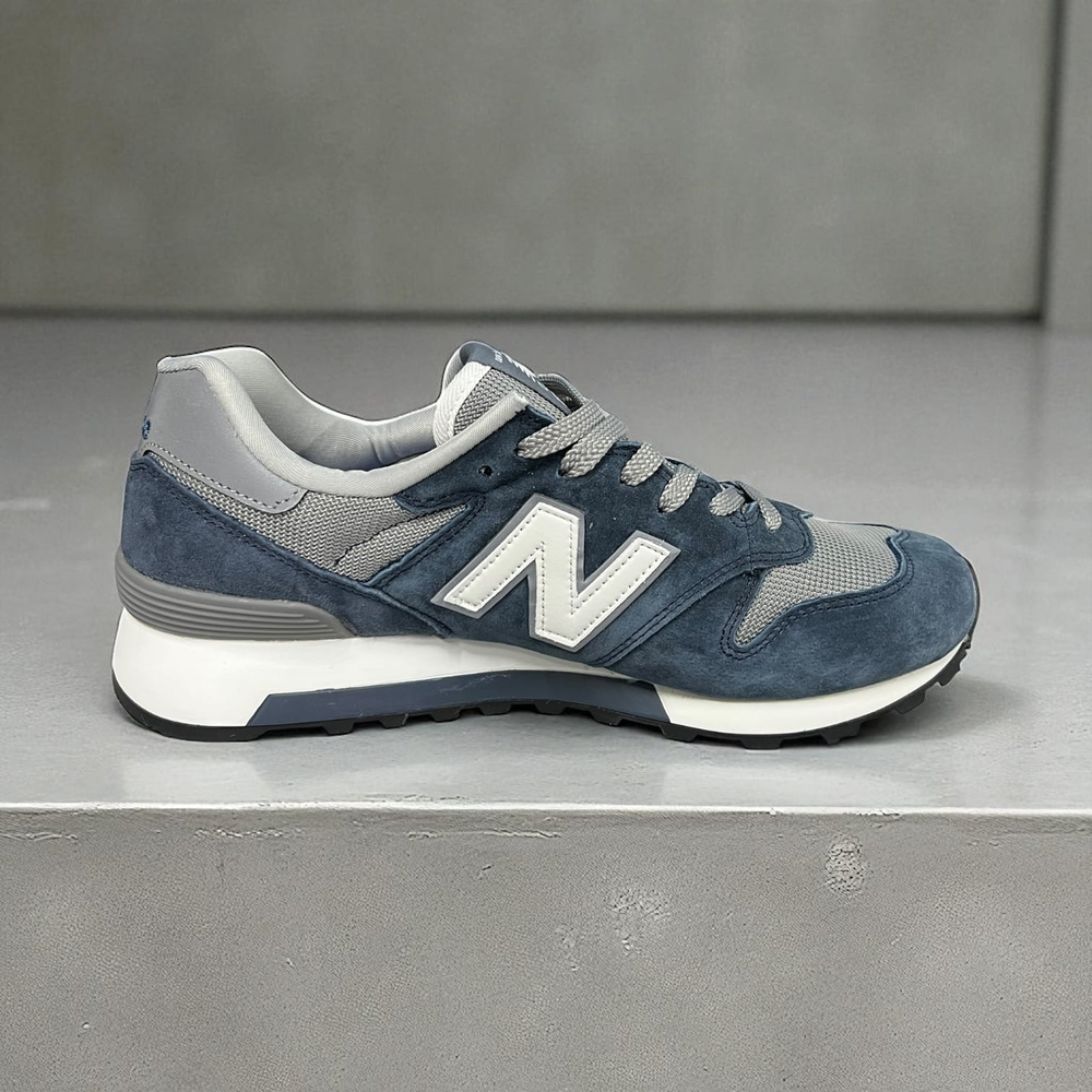 New Balance 1300 • Blue