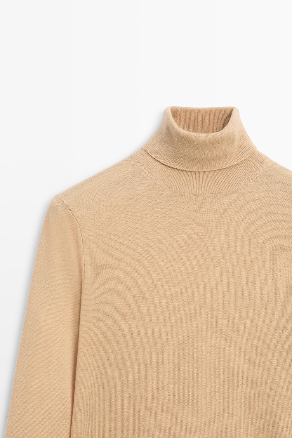 Massimo Dutti Свитер из смесовой шерсти с высоким воротником, цвет верблюжьей шерсти
