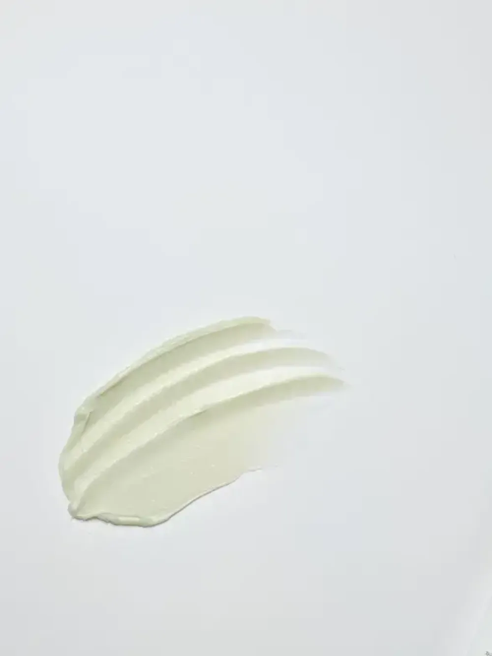 ROUND LAB Успокаивающая пенка для умывания с экстрактом полыни Mugwort Calming Cleanser 150 мл.