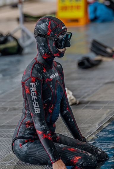 Гидрокостюм женский Free-Sub Carbon Troya Yamamoto 39 5 мм