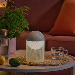IKEA SOLVINDEN  (ИКЕА СОЛВИНДЕН)  -  Декоративное освещение LED - на батарейках шар/сетка белый