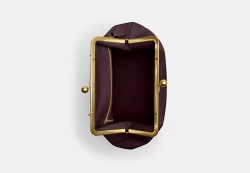 COACH Сумка Kisslock Frame, черная смородина
