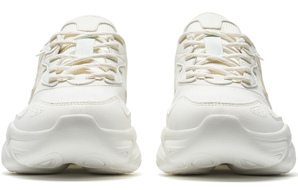 XTEP Claw Shoes 2.0 Slip Resistant Abrasion Resistant Low top Sports Casual Shoes Women"s Sail White