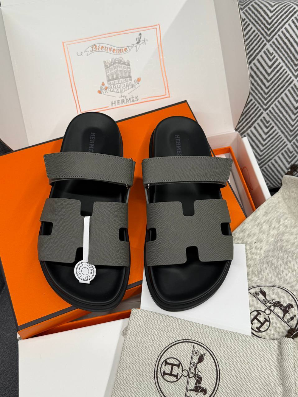 Шлепанцы Hermes