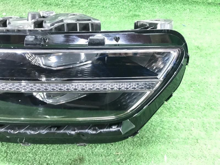 Фара правая Genesis G90 (2018-2022) LED