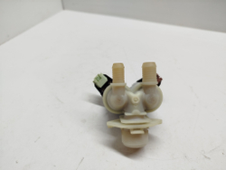 LS62840L кт255 Клапан подачи воды для стиральной машины AEG 132518600 б/у