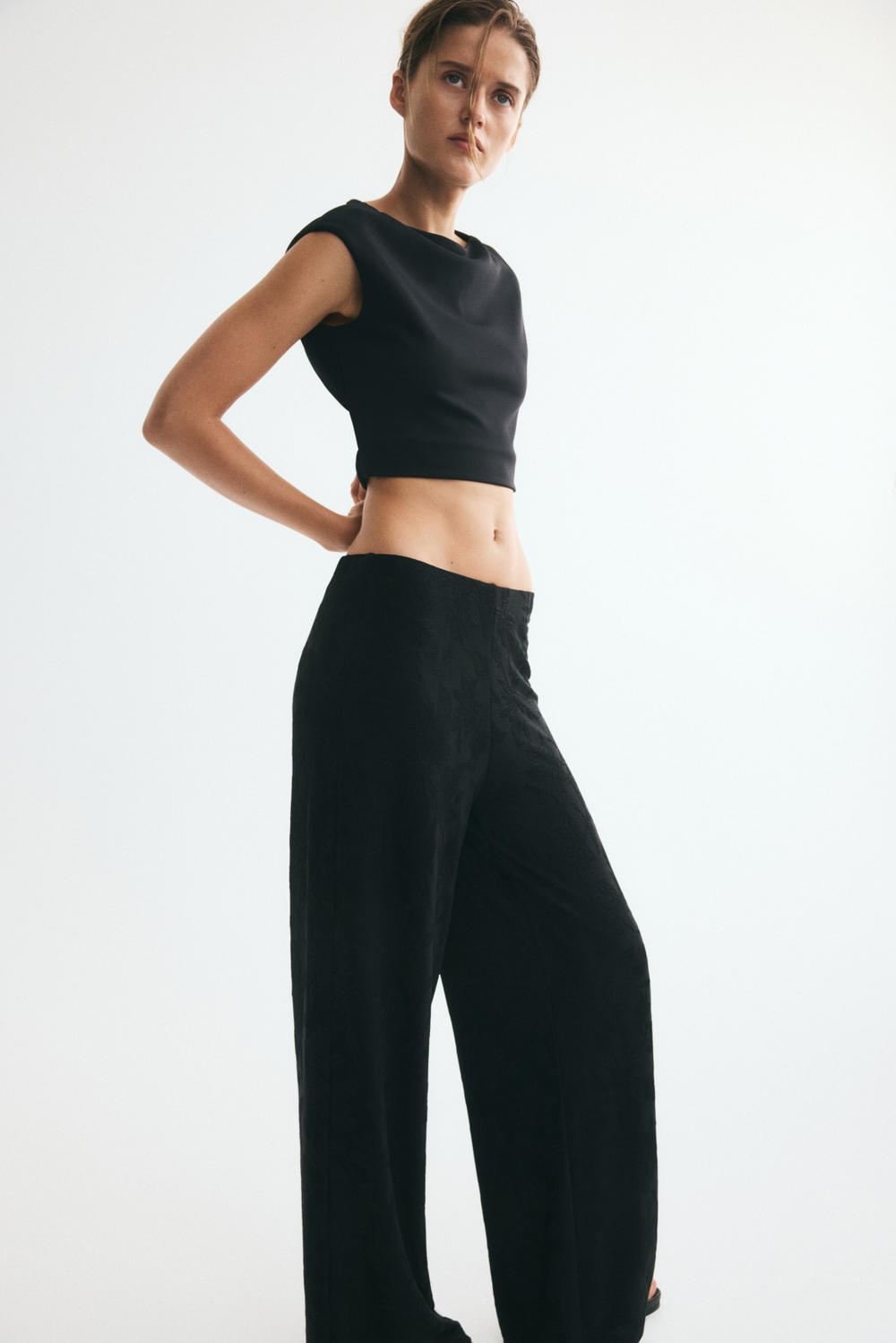 Жаккардовые брюки из джерси без застёжки - H&M