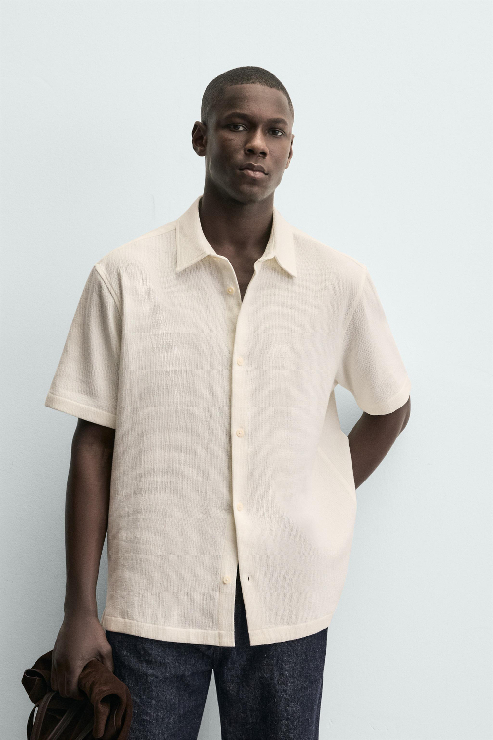 РУБАШКА REGULAR FIT ИЗ РЕЛЬЕФНОЙ ТКАНИ — ZARA · 3277/401