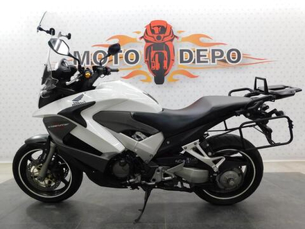 Honda VFR800X , 2011