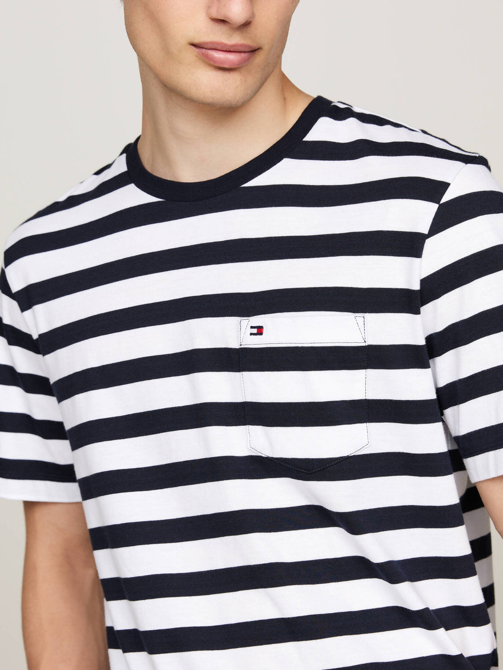 Футболка Tommy Hilfiger - темно-синий(MW0MW37283)