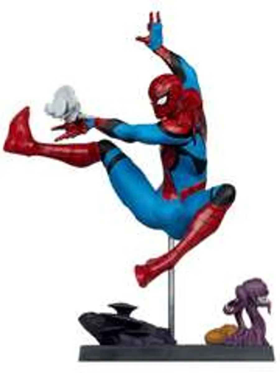 Фигурка McFarlane Toys Marvel Rivals: Spider-Man with Comic Book