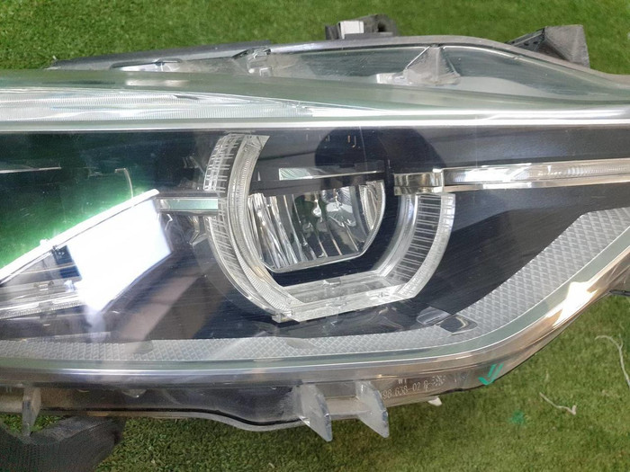 Фара правая BMW 3er F30 (2015-2020) LED