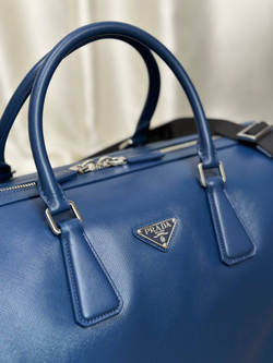 Дорожная сумка Prada