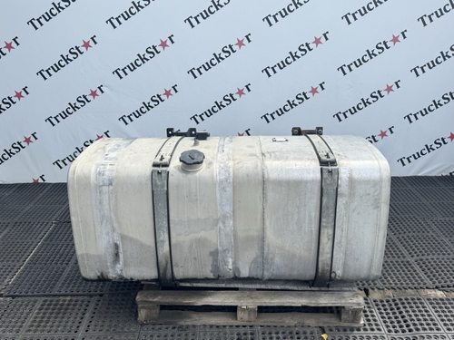 Бак топливный 760L