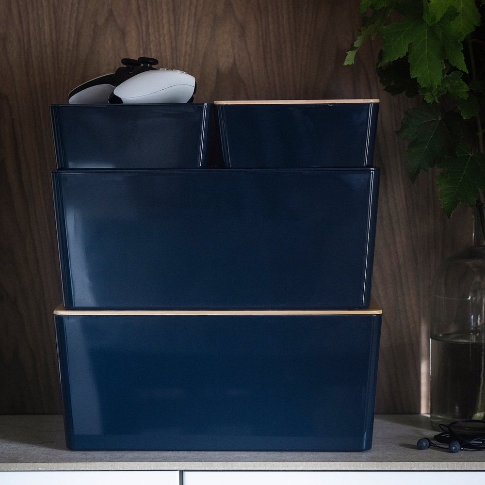 IKEA KUGGIS  (ИКЕА КУГГИС)  -  Контейнер - чёрно-синий 26x35x15 см