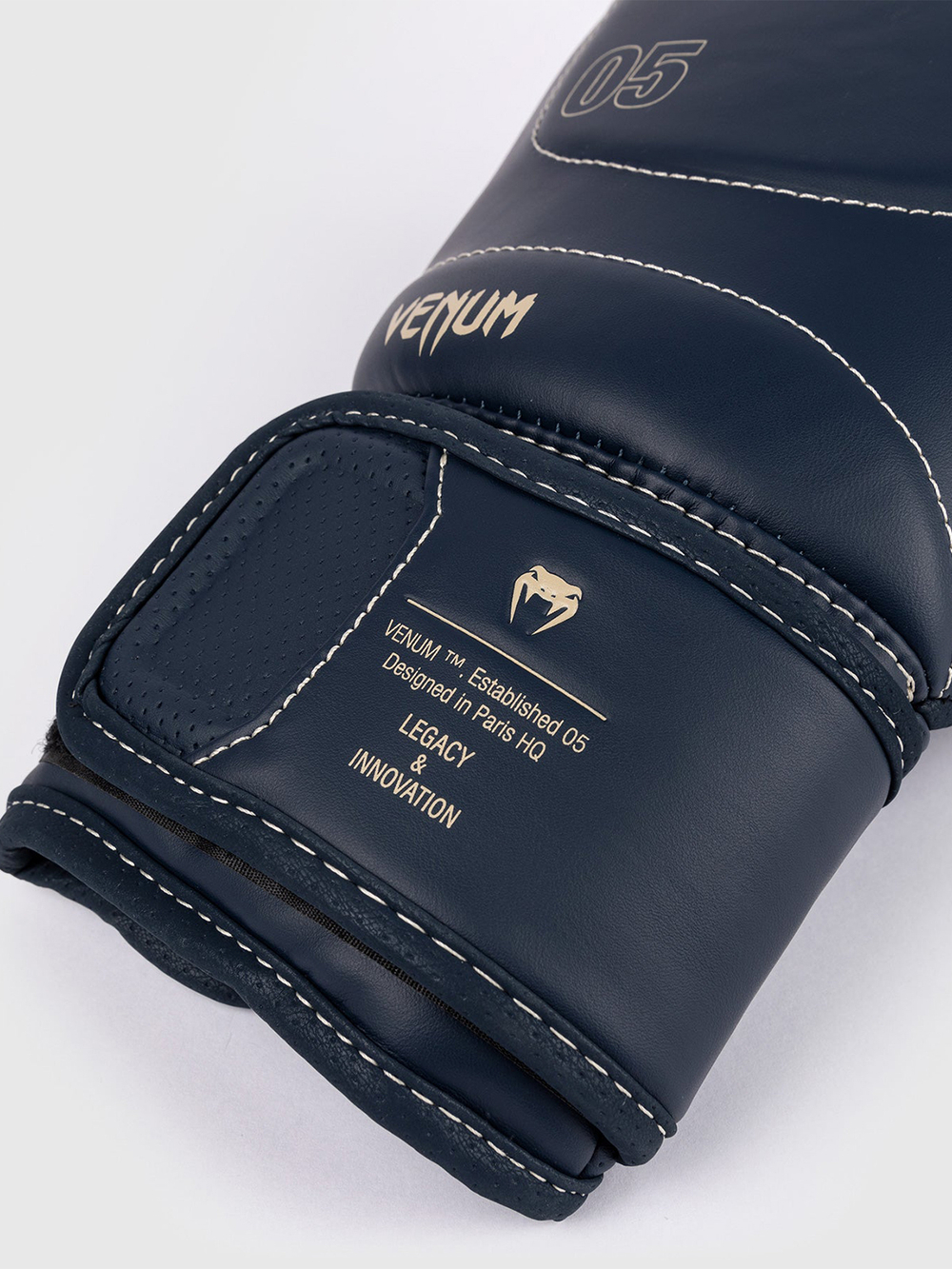 Перчатки боксерские Venum Impact Evo Icy Blue