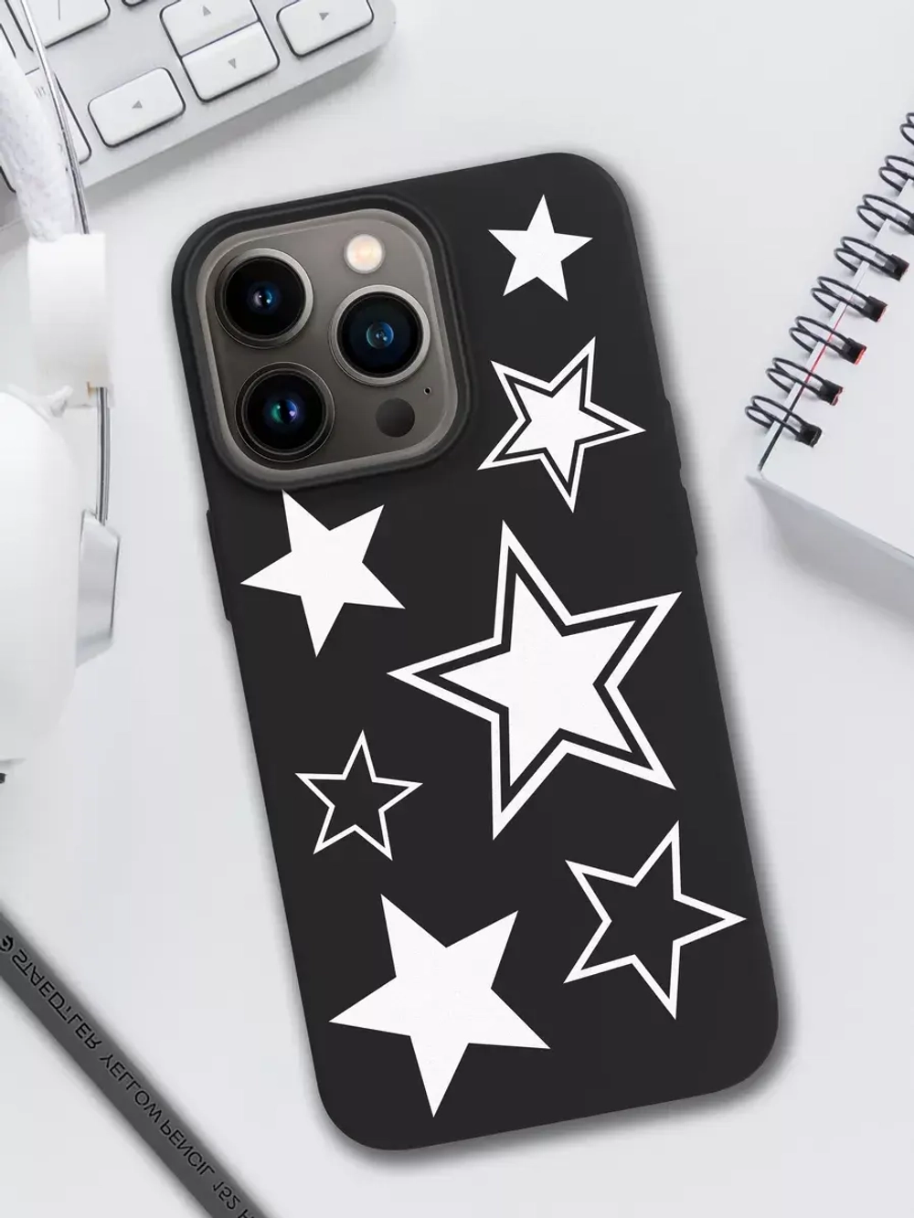 Чехол на iPhone 15 Pro с принтом