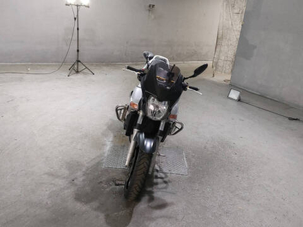 Suzuki GSR400 2008