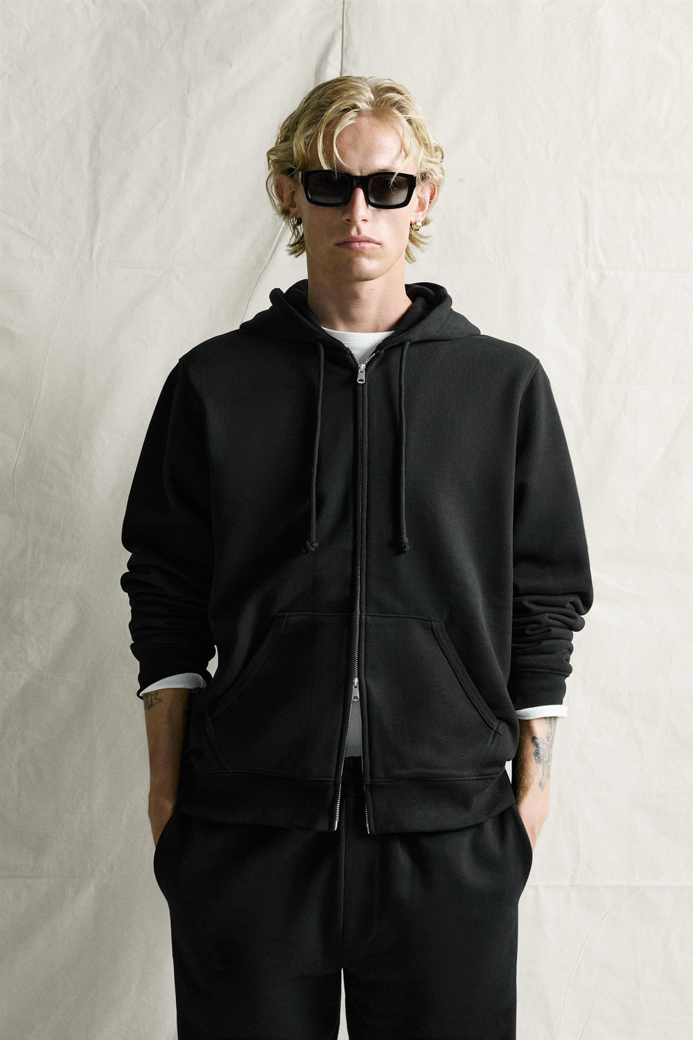 ХУДИ REGULAR FIT НА МОЛНИИ — ZARA
