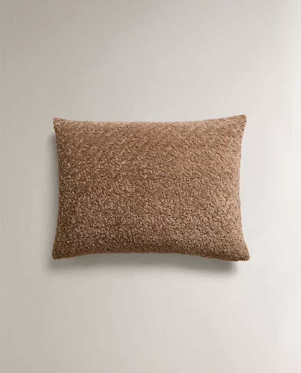 ZARA HOME НАВОЛОЧКА ДЛЯ ДЕКОРАТИВНОЙ ПОДУШКИ ИЗ ИСКУССТВЕННОЙ ШЕРСТИ, КОРИЧНЕВЫЙ
