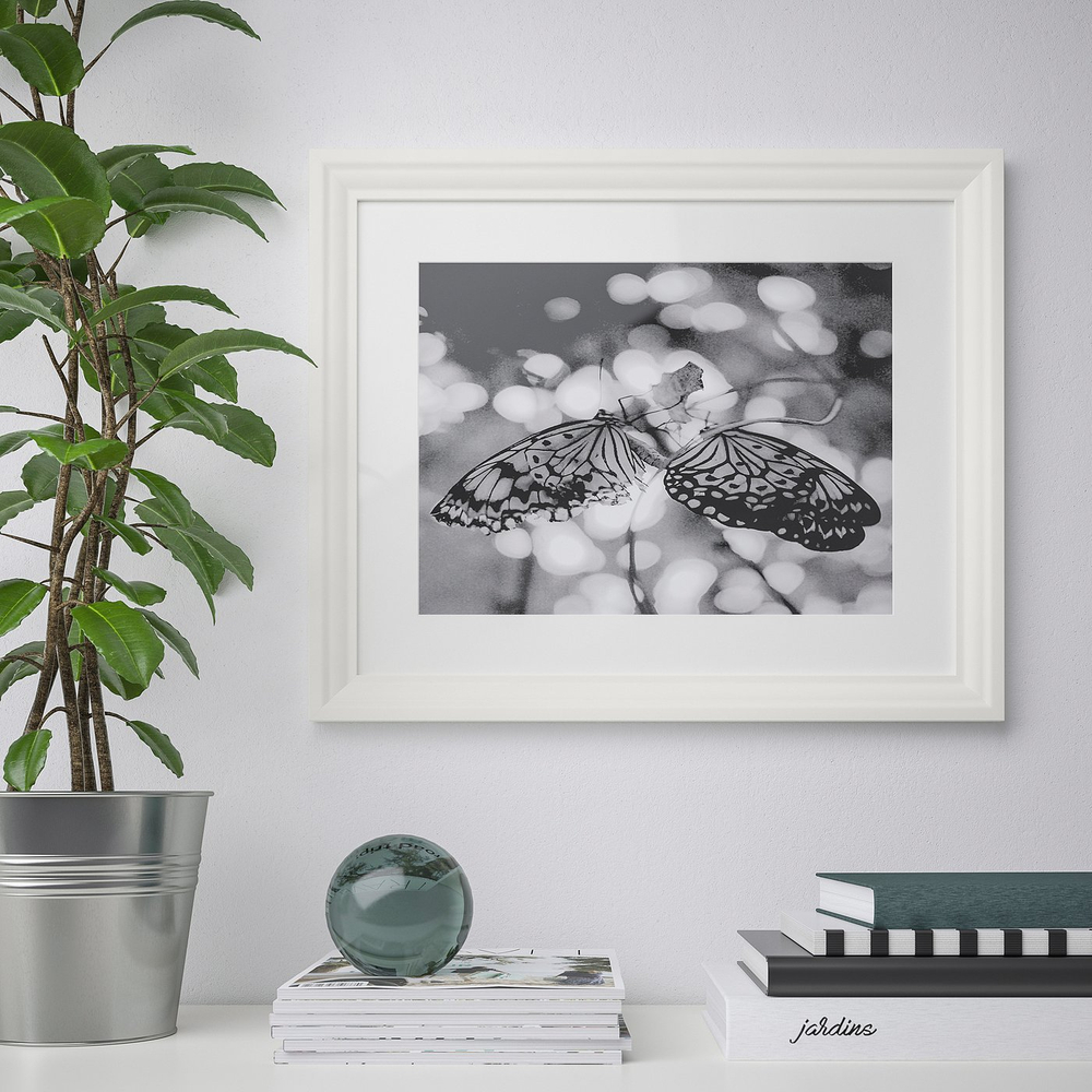 IKEA EDSBRUK  (ИКЕА ЕДСБРУК)  -  Рамка - белая 40x50 см
