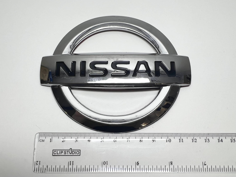HH-084 / Логотип (шильдик, надпись, эмблема) "Nissan" 12 см для крышки багажника / решетки радиатора / капота (1 шт.)
