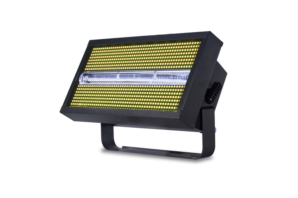 Strobe JOLT PANEL — LED стробоскоп 48×5 Вт + 800×0,3 Вт RGB