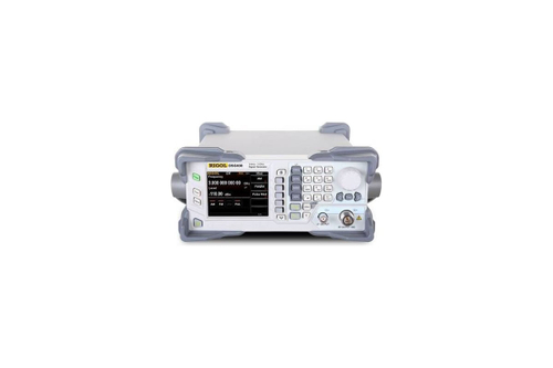 Генератор РЧ сигналов RIGOL DSG830 DSG830