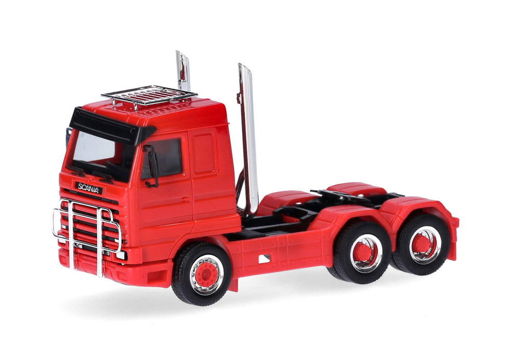 Тягач Scania 143 Streamline Solo (6х4) с багажником на крыше, защитой от ударов, красный