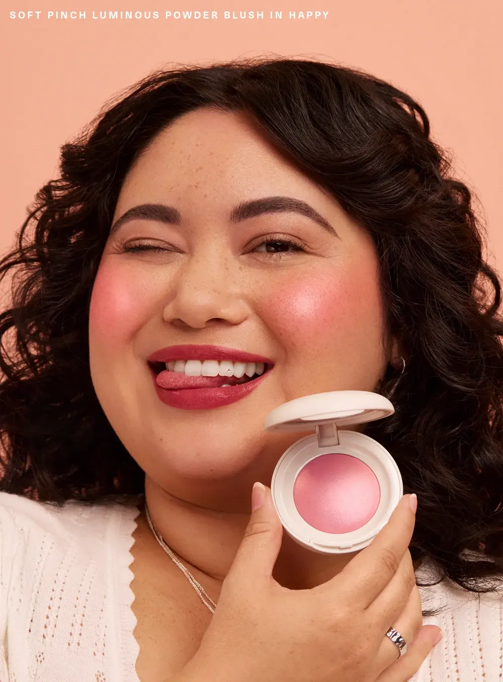 Румяна-хайлайтер RARE BEAUTY Soft Pinch Luminous Powder Blush - Happy