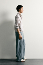 БРЮКИ RELAXED FIT С ЭФФЕКТОМ ПОТЕРТОСТИ И ХЛЯСТИКАМИ — ZARA
