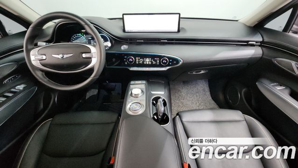 Genesis GV70 2.5T AWD — 2022