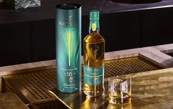 Glenfiddich создала второй 16-летний виски в сотрудничестве с Aston Martin